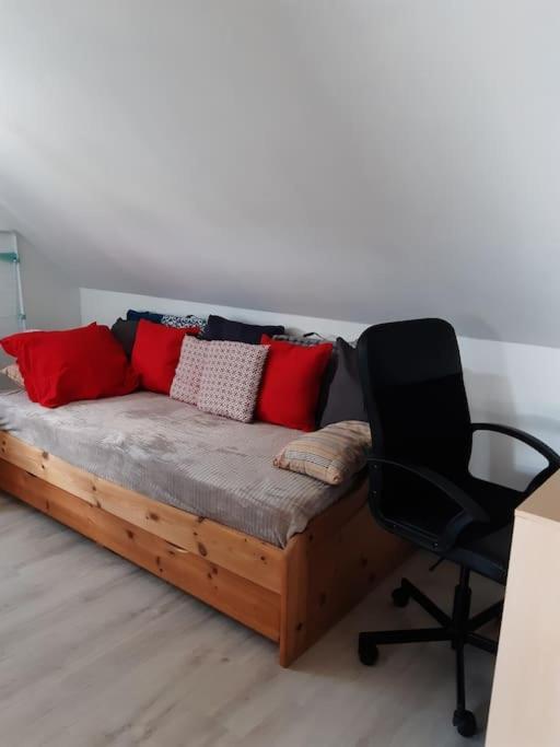 A 6 Km De Redon, A 35 Km De La Apartment *